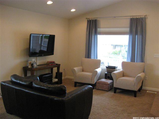 160 E 360 N, Providence, UT 84332 — photo 2