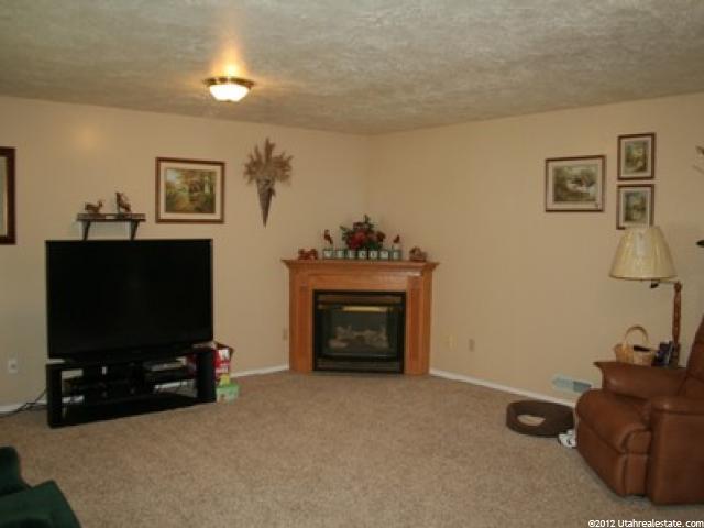 1888 W 150 N, Clearfield, UT 84015 — photo 6