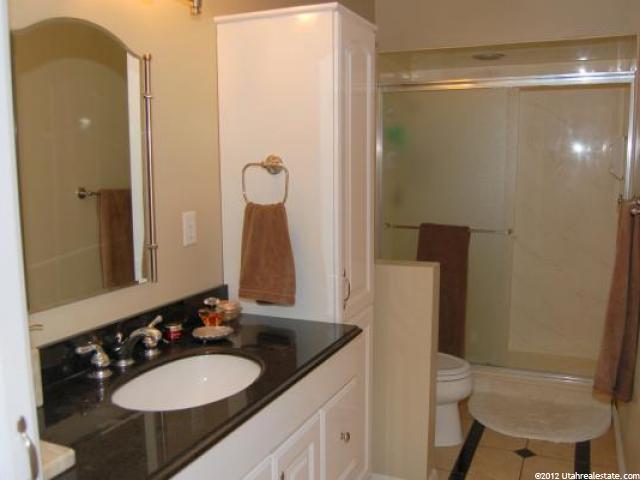 6529 S 1660 E, Murray, UT 84121 — photo 12