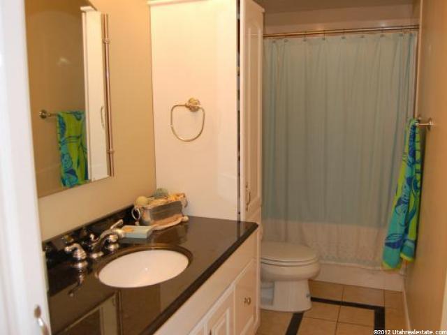 6529 S 1660 E, Murray, UT 84121 — photo 7