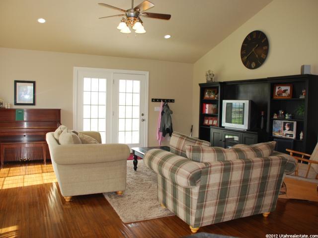 1245 W 2980 S, Nibley, UT 84321 — photo 2