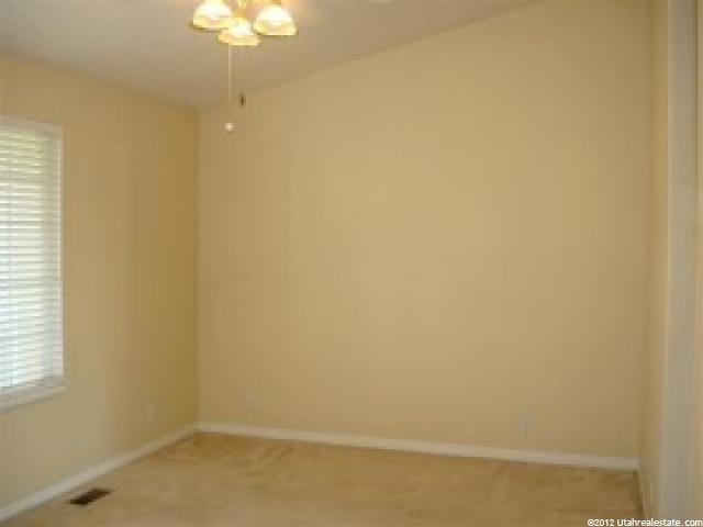 1359 N 2950 W, Clinton, UT 84015 — photo 2
