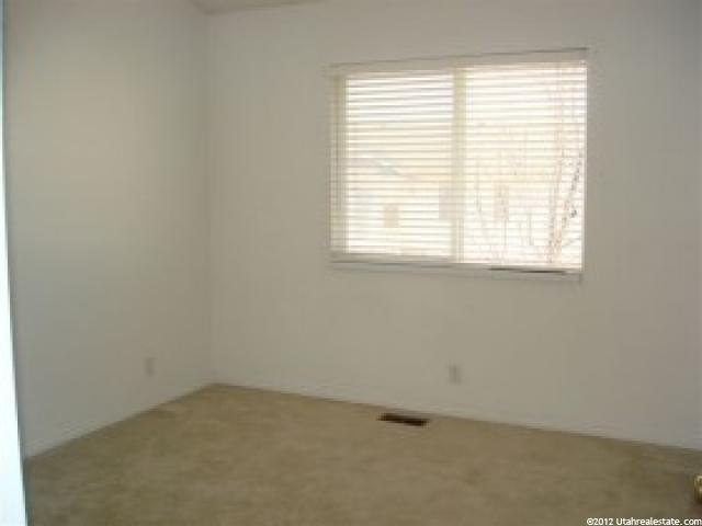 1359 N 2950 W, Clinton, UT 84015 — photo 5