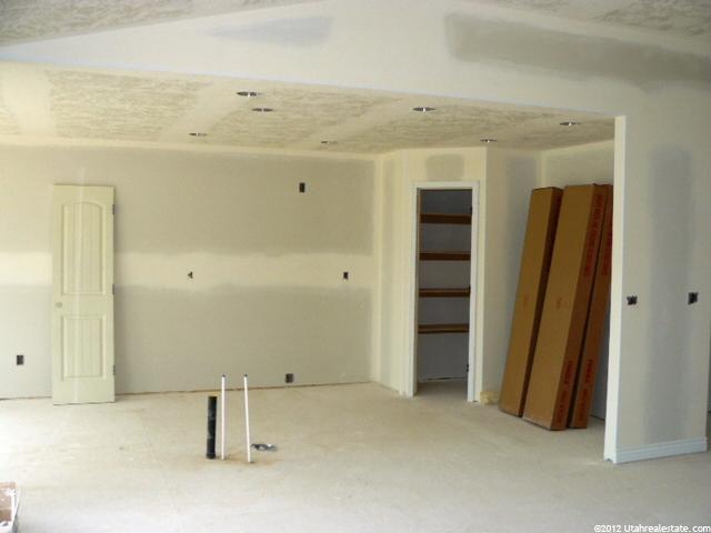 3633 W 5275 S, Roy, UT 84067 — photo 12