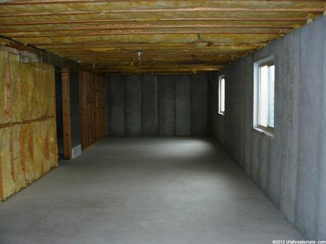 5644 S 4650 W, Hooper, UT 84315 — photo 9