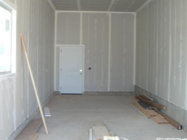 1412 W 2340 N, Clinton, UT 84015 — photo 2
