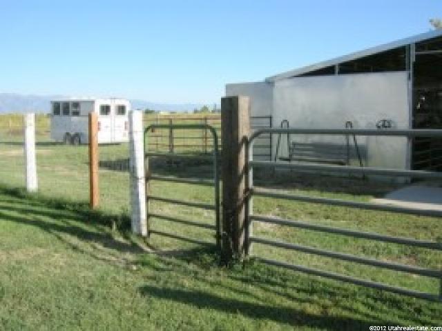 6919 W 5100 S, Hooper, UT 84315 — photo 10