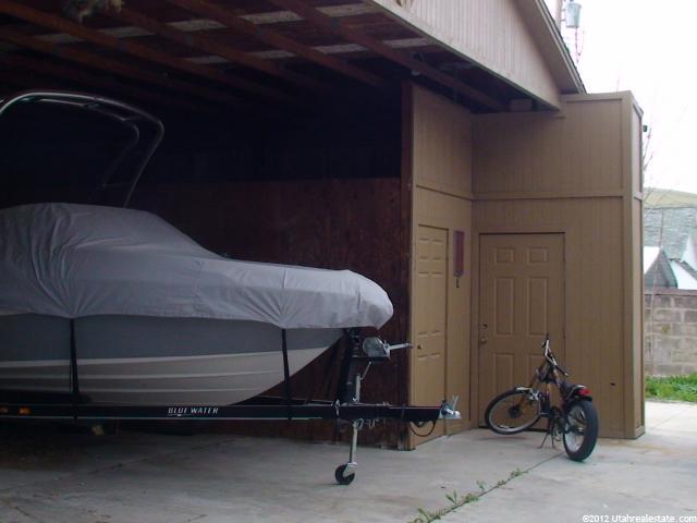 208 S 400 E, Copperton, UT 84006 — photo 12