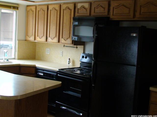 208 S 400 E, Copperton, UT 84006 — photo 7