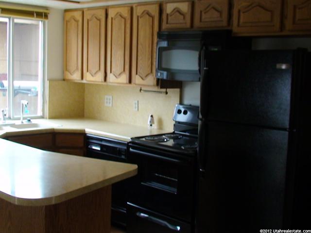 208 S 400 E, Copperton, UT 84006 — photo 8