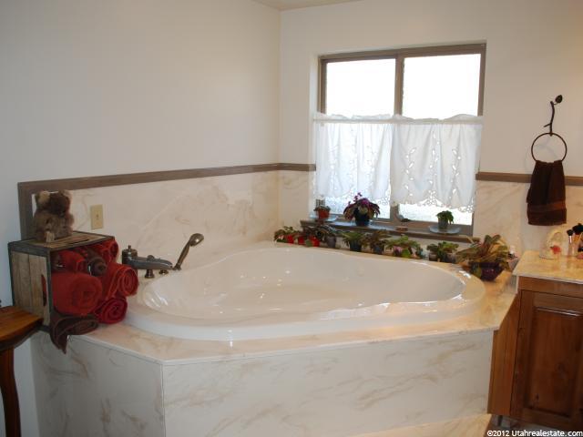 3775 W 4000 S, West Haven, UT 84401 — photo 4