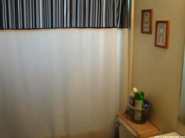 914 W 1350 N, Clinton, UT 84015 — photo 6