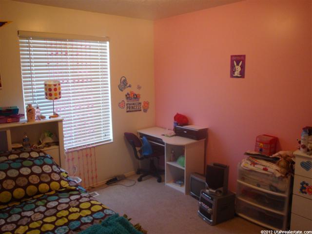 914 W 1350 N, Clinton, UT 84015 — photo 7