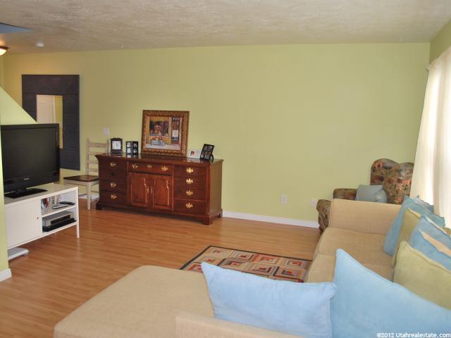 80 E 850 S, Layton, UT 84041 — photo 5