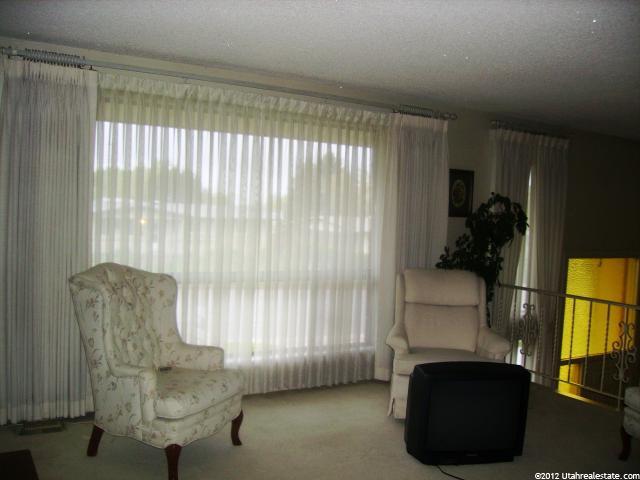 4638 S 2325 W, Roy, UT 84067 — photo 4