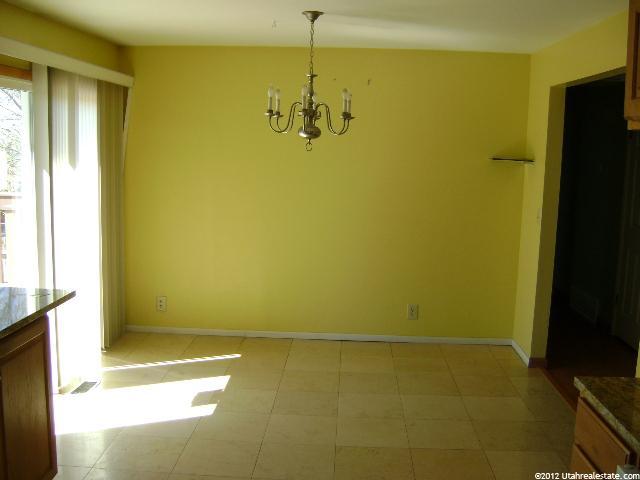 8284 Wayside Dr, Sandy, UT 84094 — photo 4