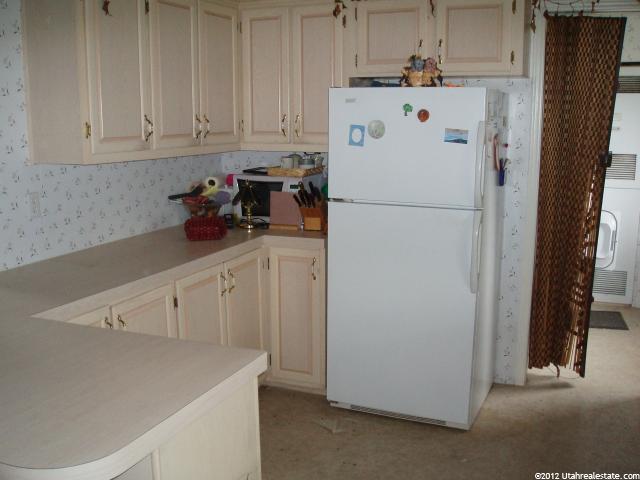 5921 S 2700 W, Roy, UT 84067 — photo 2