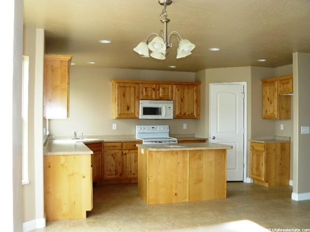 4557 W 5800 S, Hooper, UT 84315 — photo 5