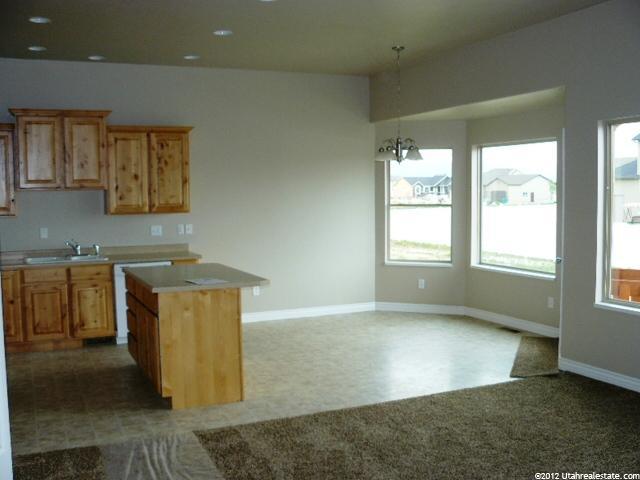 4585 W 5750 S, Hooper, UT 84315 — photo 5