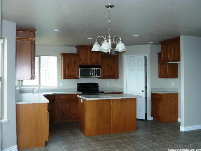 5649 S 4650 W, Hooper, UT 84315 — photo 8