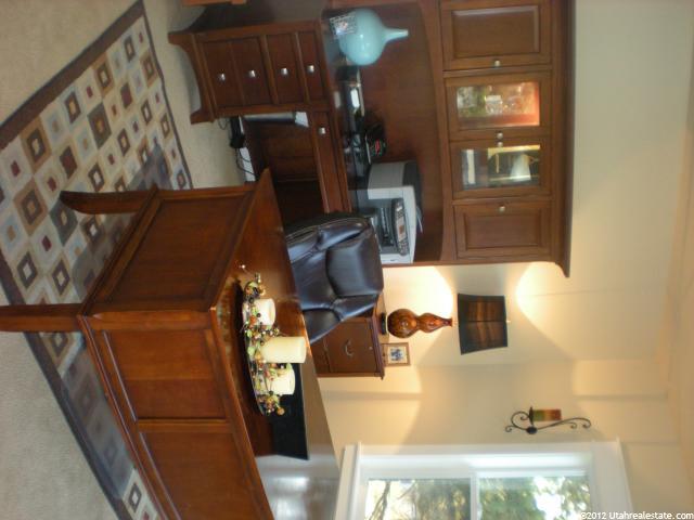 585 E 3550 S, Bountiful, UT 84010 — photo 8