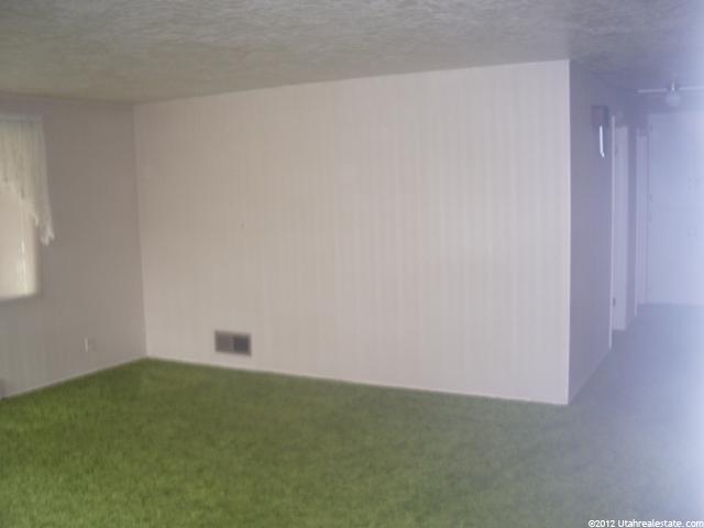 301 W 1050 St N, Bountiful, UT 84010 — photo 4