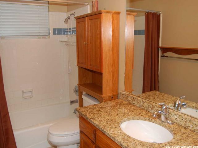 1332 N 2725 W, Layton, UT 84040 — photo 4
