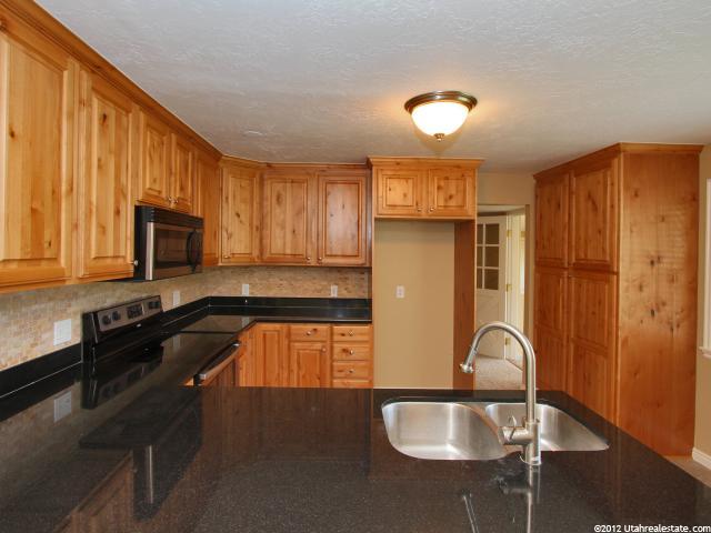 2796 E 4430 S, Holladay, UT 84124 — photo 2