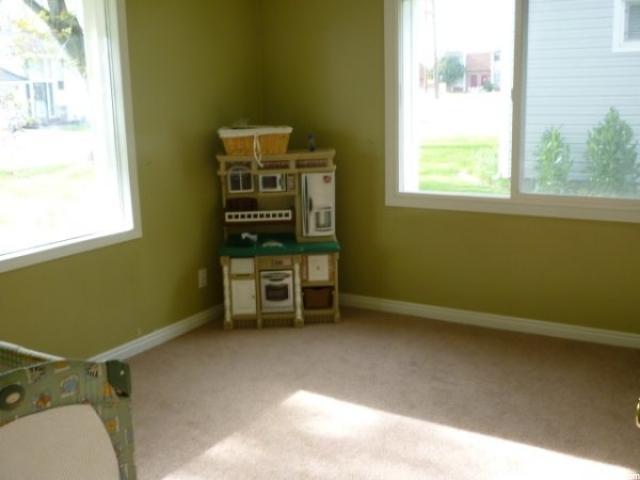 5638 S 2800 W, Roy, UT 84067 — photo 7