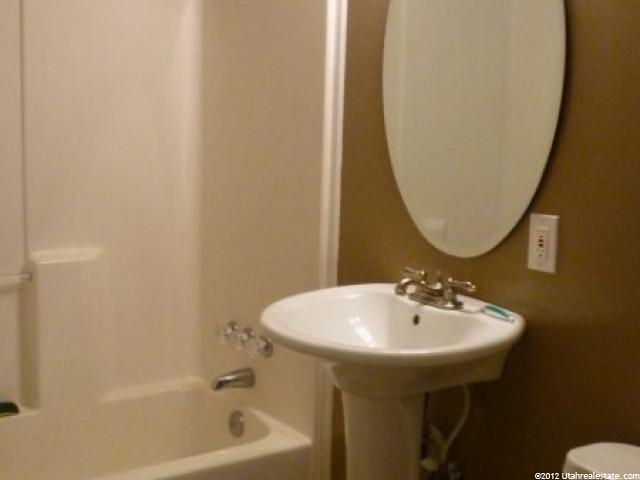 5638 S 2800 W, Roy, UT 84067 — photo 8