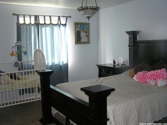 813 E Creekside Dr, Layton, UT 84041 — photo 7