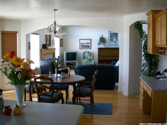 862 N 3625 W, Layton, UT 84041 — photo 7