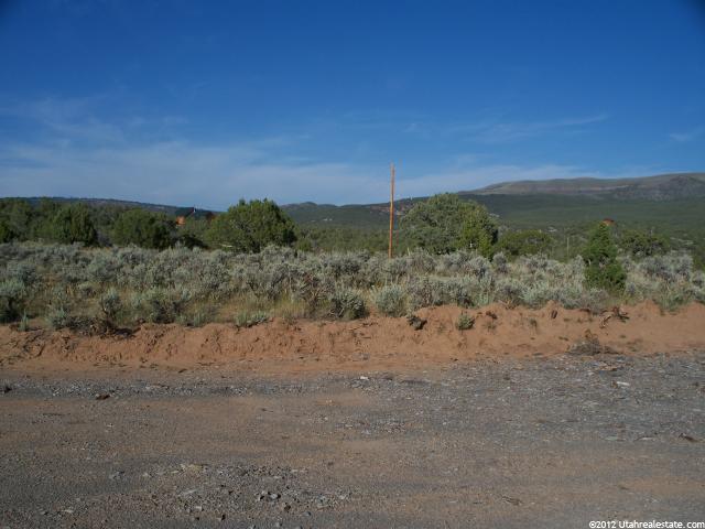 12114 E Solitude Dr #27, Vernal, UT 84078 — photo 3