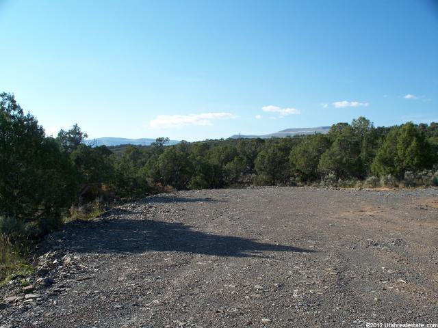 12114 E Solitude Dr #27, Vernal, UT 84078 — photo 4