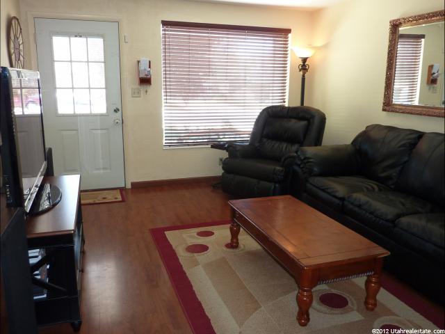 285 W 600 N, Clearfield, UT 84015 — photo 2