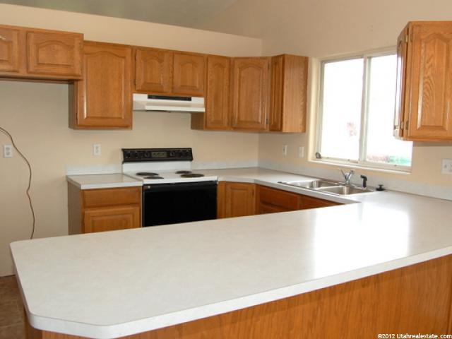4810 S 4075 W, Roy, UT 84067 — photo 2