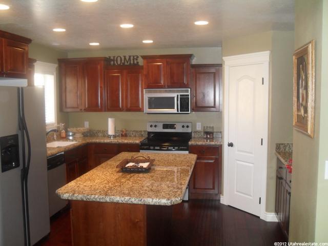 988 E Summit Dr N, Smithfield, UT 84335 — photo 2