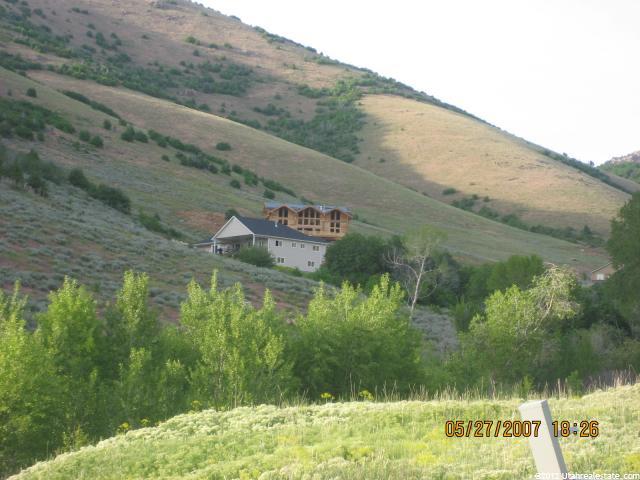 1015 N Maple St E, Huntsville, UT 84317 — photo 4