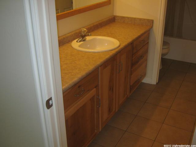 622 N 2380 W, Vernal, UT 84078 — photo 3