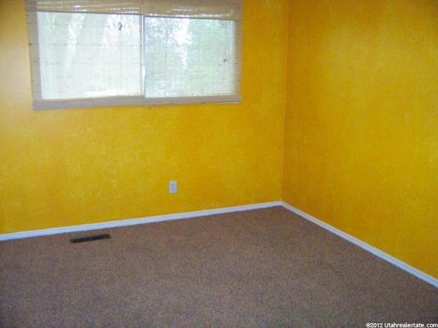 2075 W Clara St, Layton, UT 84041 — photo 12