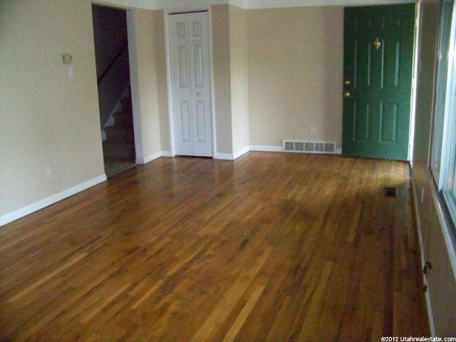 2075 W Clara St, Layton, UT 84041 — photo 9