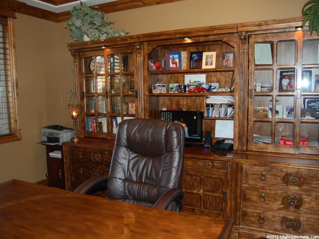 5979 S 1055 E, South Ogden, UT 84405 — photo 11