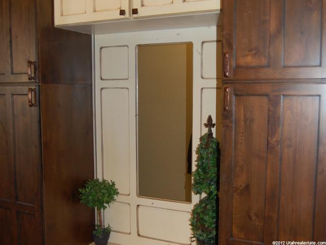 5979 S 1055 E, South Ogden, UT 84405 — photo 10