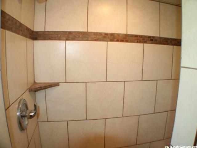 1832 E 600 N, Layton, UT 84040 — photo 3