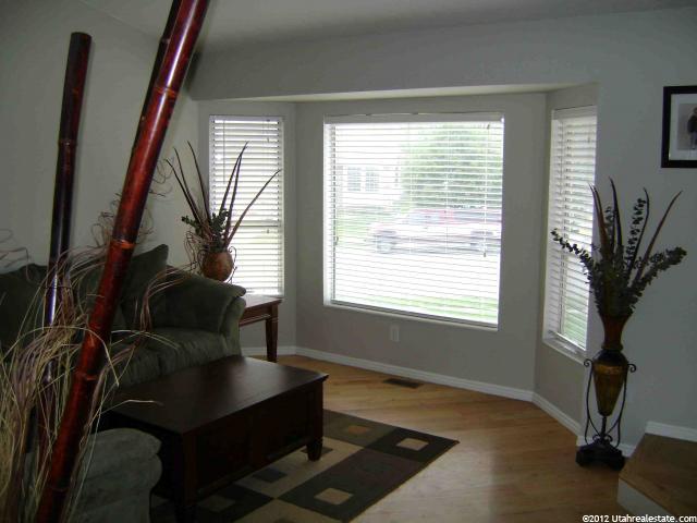 665 S Pheasant View Dr, Layton, UT 84041 — photo 3