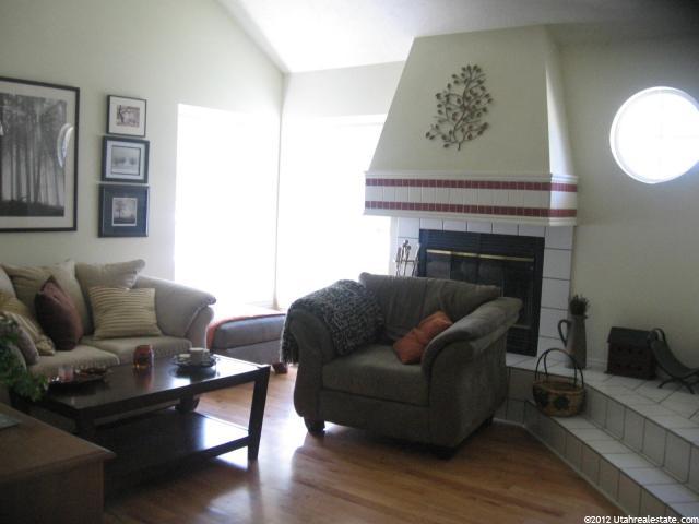 1865 E 2100 N, Layton, UT 84040 — photo 4
