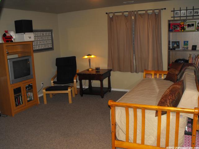 1865 E 2100 N, Layton, UT 84040 — photo 8