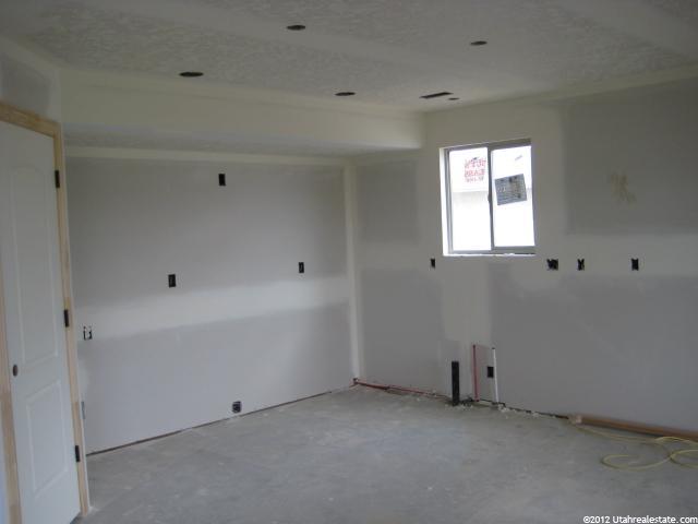 4229 S 3450 W, West Haven, UT 84401 — photo 4