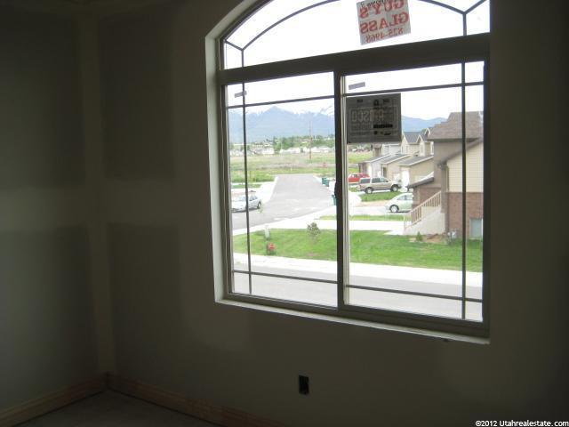 4229 S 3450 W, West Haven, UT 84401 — photo 5