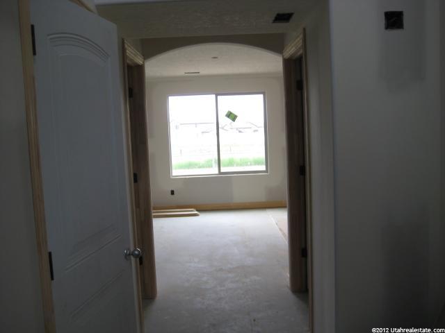4229 S 3450 W, West Haven, UT 84401 — photo 6